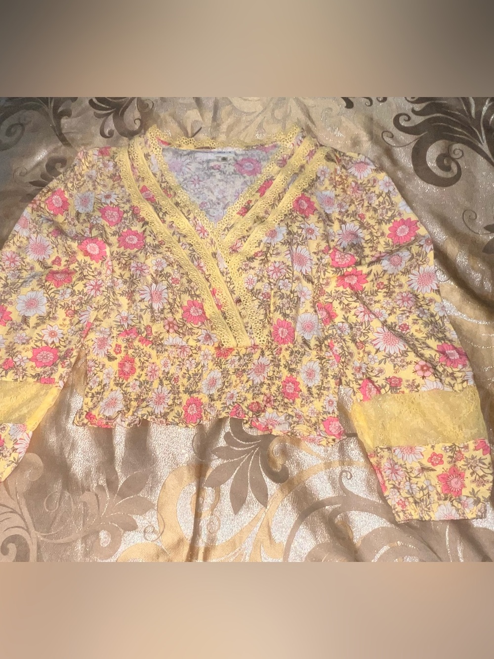 Self Esteem Yellow Floral Lace Trim V-Neck Long Sleeve Blouse XL